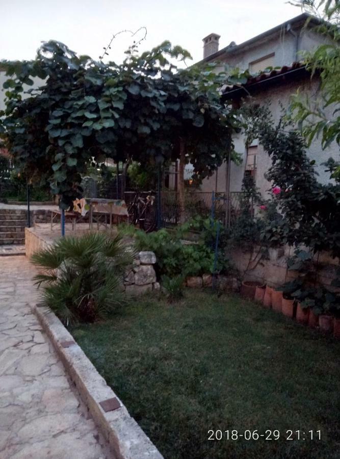 Apartman Vivian Пула Екстер'єр фото